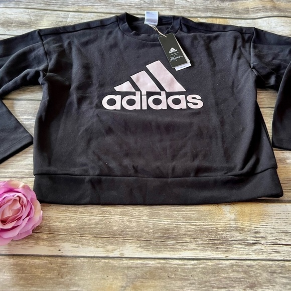 NWT ADIDAS SWEATSHIRT - Picture 2 of 9